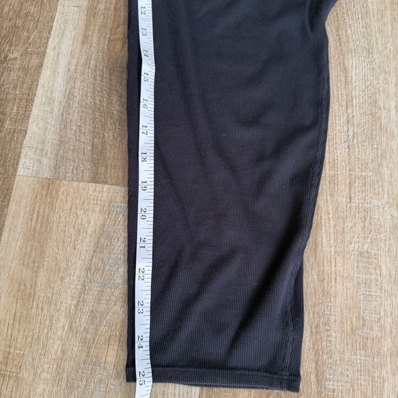Vuori Lux At Ease Harem Ribbed Black Lounge Pants Joggers Size M Yoga Comfy - Picture 9 of 11